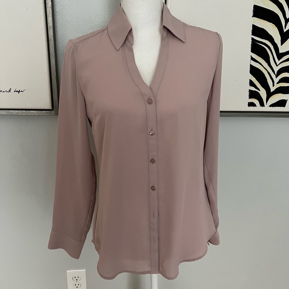 2 Express blouses blush pink, forest green
